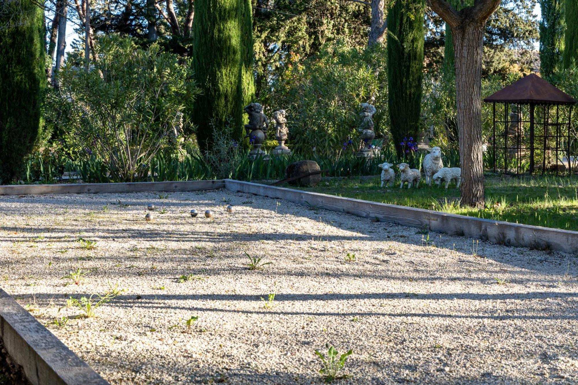 Le Clos De Lucie Lagnes Exterior photo